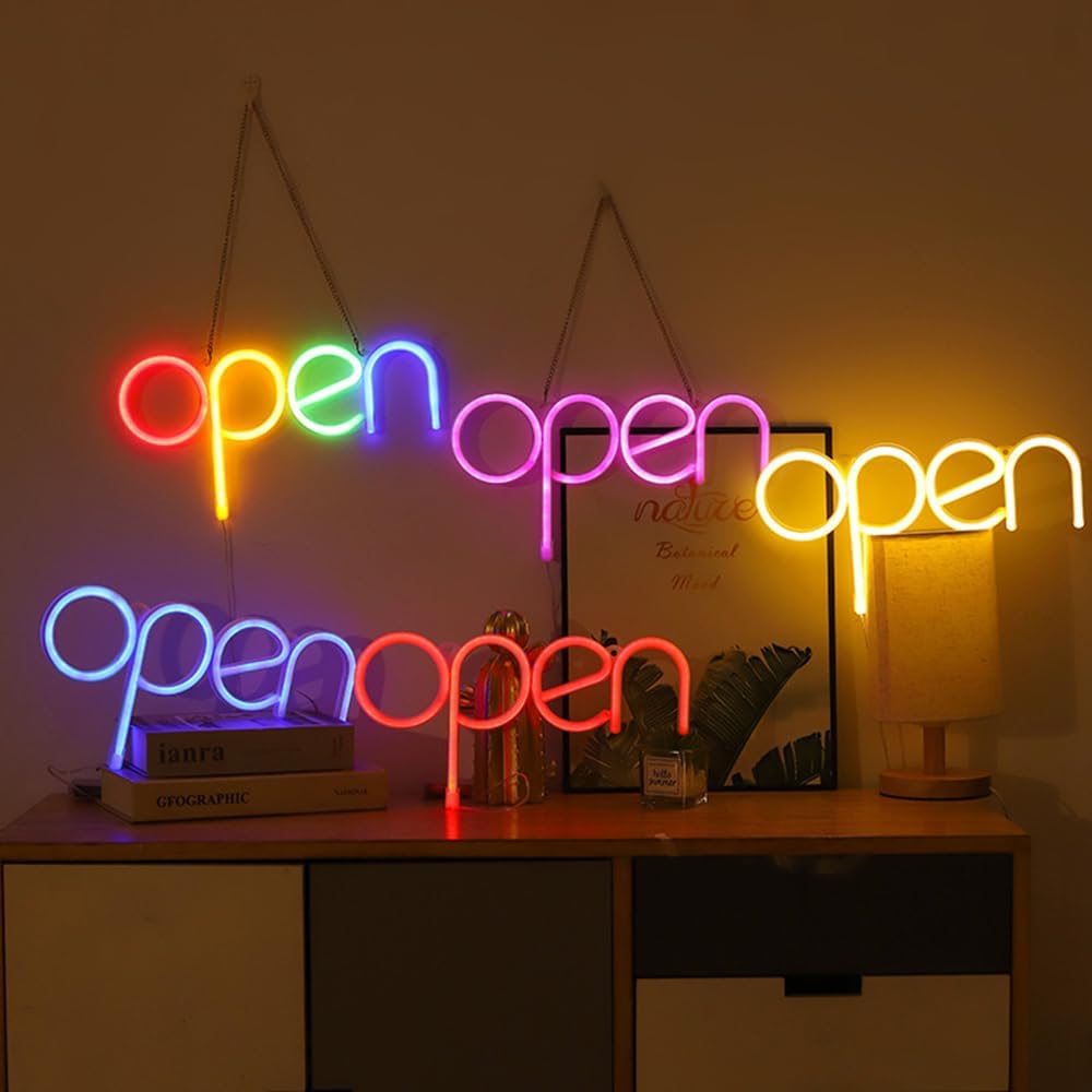 offenes Werbeschild an der Wand LED hängend Neon