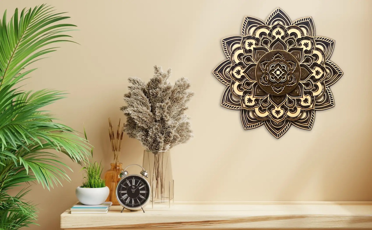 Holzmandala an der Wand 3D - Rose aus Holz